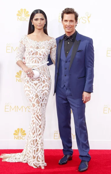 Camila alves ve matthew mcconaughey
