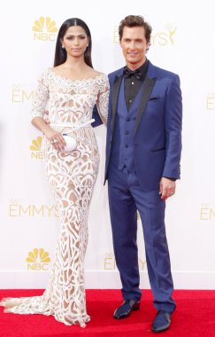 Camila alves ve matthew mcconaughey