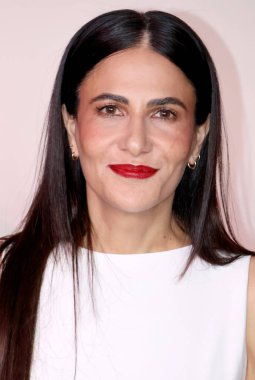 Jenni Konner, Netflix 'in 