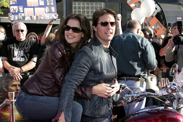 Tom Cruise and Katie Holmes — Stock Photo, Image