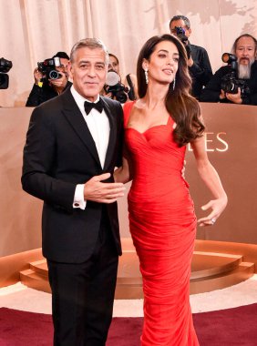 Amal Clooney ve George Clooney, 11 Ocak 2026 'da Beverly Hills, ABD' deki Beverly Hilton 'da düzenlenen 83..