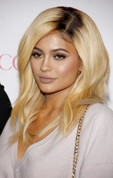 Televisiepersoonlijkheid Kylie Jenner — Stockfoto