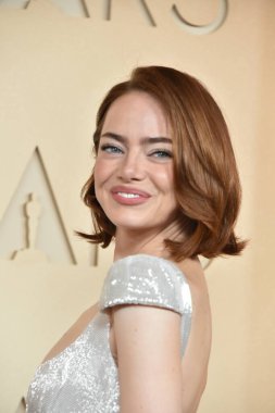 Emma Stone, 15 Mart 2026 'da ABD' nin Hollywood kentindeki Dolby Tiyatrosu 'nda düzenlenen 98..