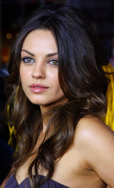 Actriz Mila Kunis — Foto de Stock