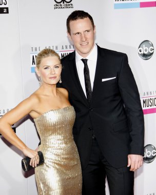 Elisha Cuthbert ve Dion Phaneuf