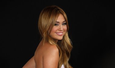 Şarkıcı Miley Cyrus