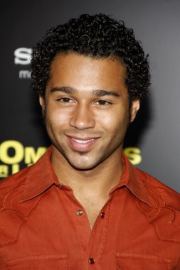 aktör Corbin Bleu