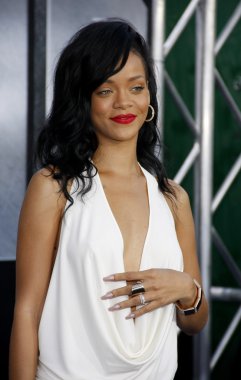 Şarkıcı-oyuncu Rihanna