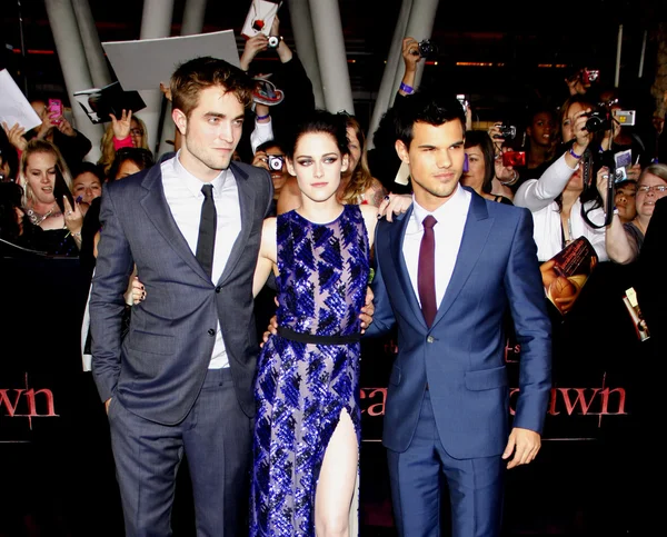 Robert Pattinson, Kristen Stewart and Taylor Lautner — Stock Photo, Image