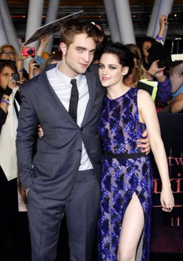 Robert pattinson ve kristen stewart