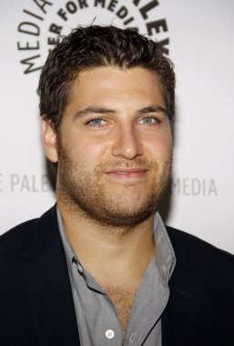 aktör Adam Pally
