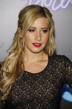 oyuncu Ashley Tisdale