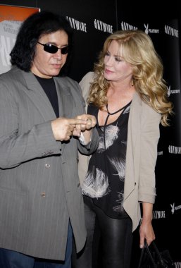 Gene simmons ve shannon tweed