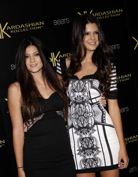 Kylie Jenner e Kendall Jenner — Fotografia de Stock