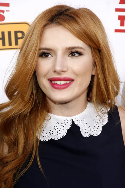 Skådespelerskan Bella Thorne — Stockfoto