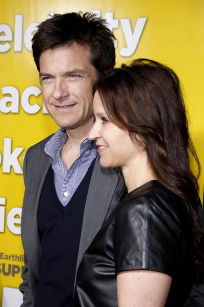 Jason Bateman y Amanda Anka — Foto de Stock