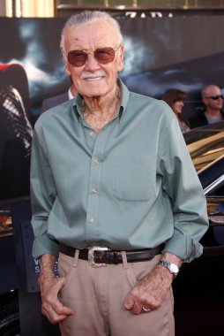 Çizgi roman yazarı Stan Lee