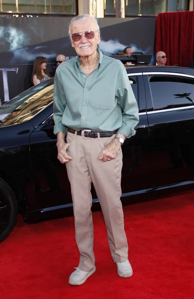 Çizgi roman yazarı Stan Lee