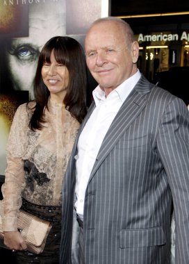 Efendim Anthony Hopkins ve Stella Arroyave