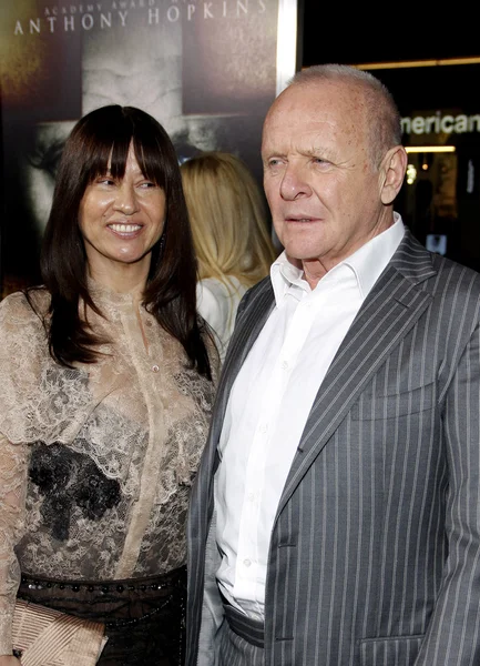 Sir Anthony Hopkins and Stella Arroyave — Stock Photo, Image