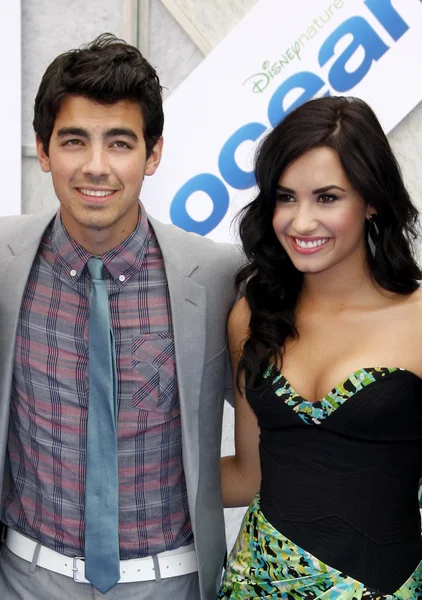 Joe Jonas y Demi Lovato — Foto de Stock