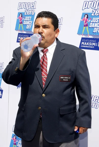 TV personality Guillermo Rodriguez — Stockfoto