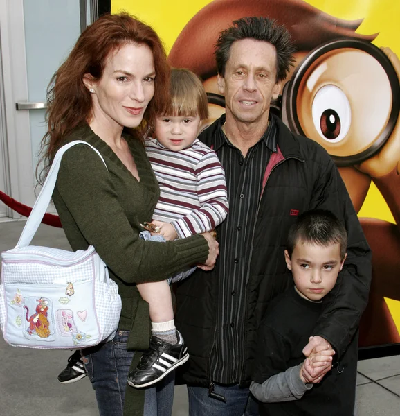 Brian Grazer en familie — Stockfoto