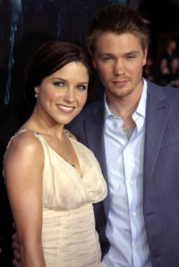 Sophia bush ve chad michael murray