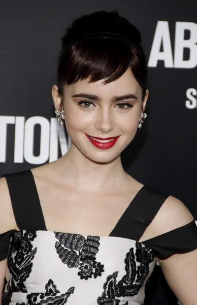 Actress Lily Collins — Stock Photo, Image