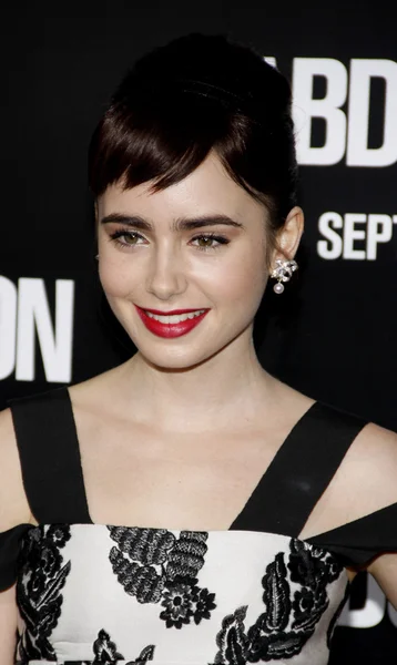 Actress Lily Collins — Stock Photo, Image