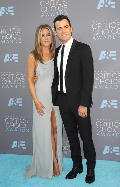 Jennifer Aniston i Justin Theroux — Zdjęcie stockowe