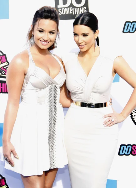 Demi Lovato és Kim Kardashian — Stock Fotó