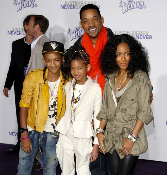 Zal, Jada, Jaden en Willow Smith — Stockfoto