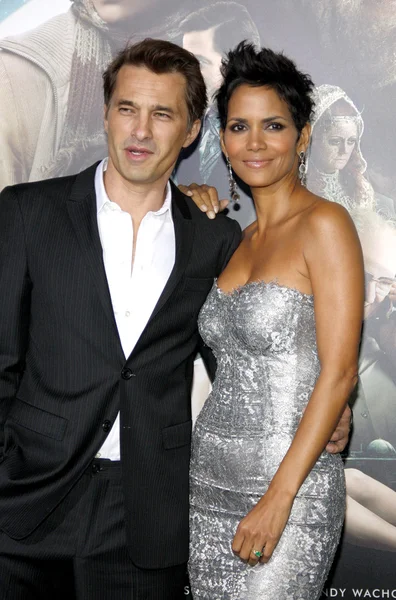 Olivier Martinez y Halle Berry — Foto de Stock