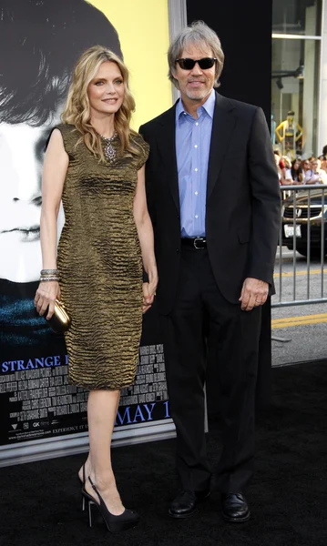 Michelle pfeiffer och david e. kelley — Stockfoto