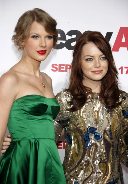 Taylor Swift ed Emma Stone — Foto Stock