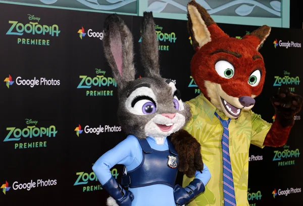 Nick Wilde and Judy Hopps — Stock Photo, Image