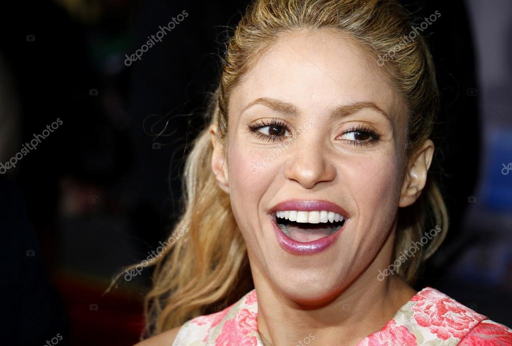Singer Shakira Stock Editorial Photo C Popularimages 99777746