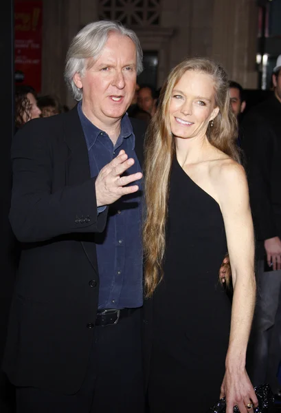 Suzy amis sexy