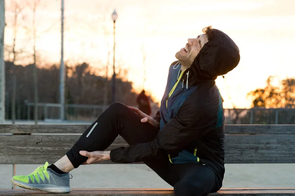 Kas ağrısı ile sporcu