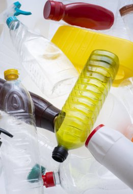 Ev Plastik Atık Dikey