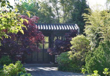 St. Annes halk parkındaki Asya bahçesi