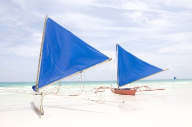 Boracay Beach Filipinler geleneksel yelkenli