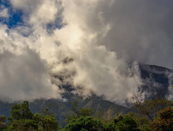 Múltiple Exposición Nubes Rodando Desde Cima Montaña Iguaque Región Central — Foto de Stock