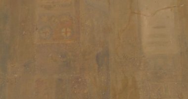 Kiev-Pechersk Lavra Kutsal Kapılar Için Ana Giriş St Anthony Kilise görüntü Onun Elinde İsa'nın Annesi Varsayımı Simgesi ile