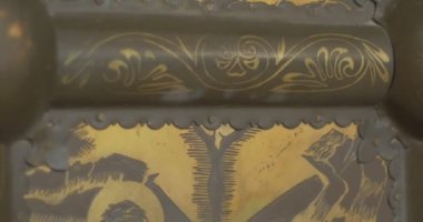 Dövme demir kapı Imades kapısı görüntüleri kapısı Tapınağı John Baptist Kilisesi ayrı tapınakta varsayım Katedrali kazınmış.