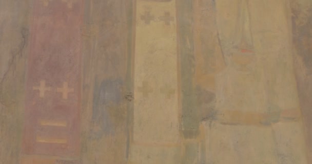 Главный вход в Киево-Печерскую Лавру Фрески православных святых отцов св. Антония с иконой Успения Пресвятой Богородицы Панораны — стоковое видео