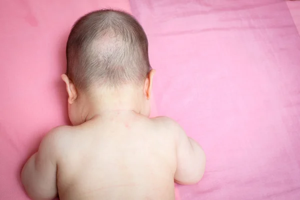 Asya bebek kız saç gerçek saç düşmek — Stok fotoğraf