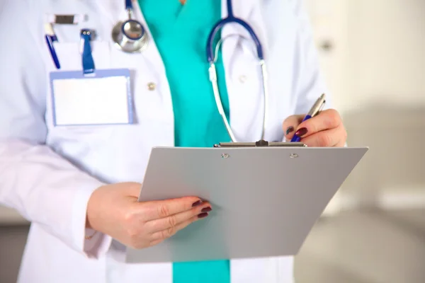 Portrait of happy medical doctor woman in office — Stock Photo, Image