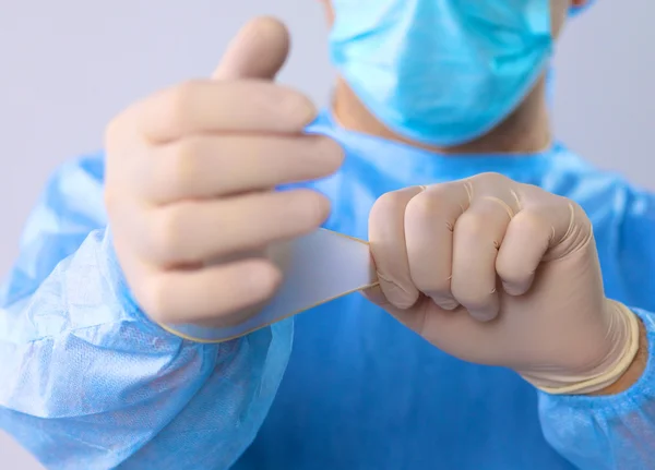 Surgeon in uniform close-up ready to step — Stock Photo, Image